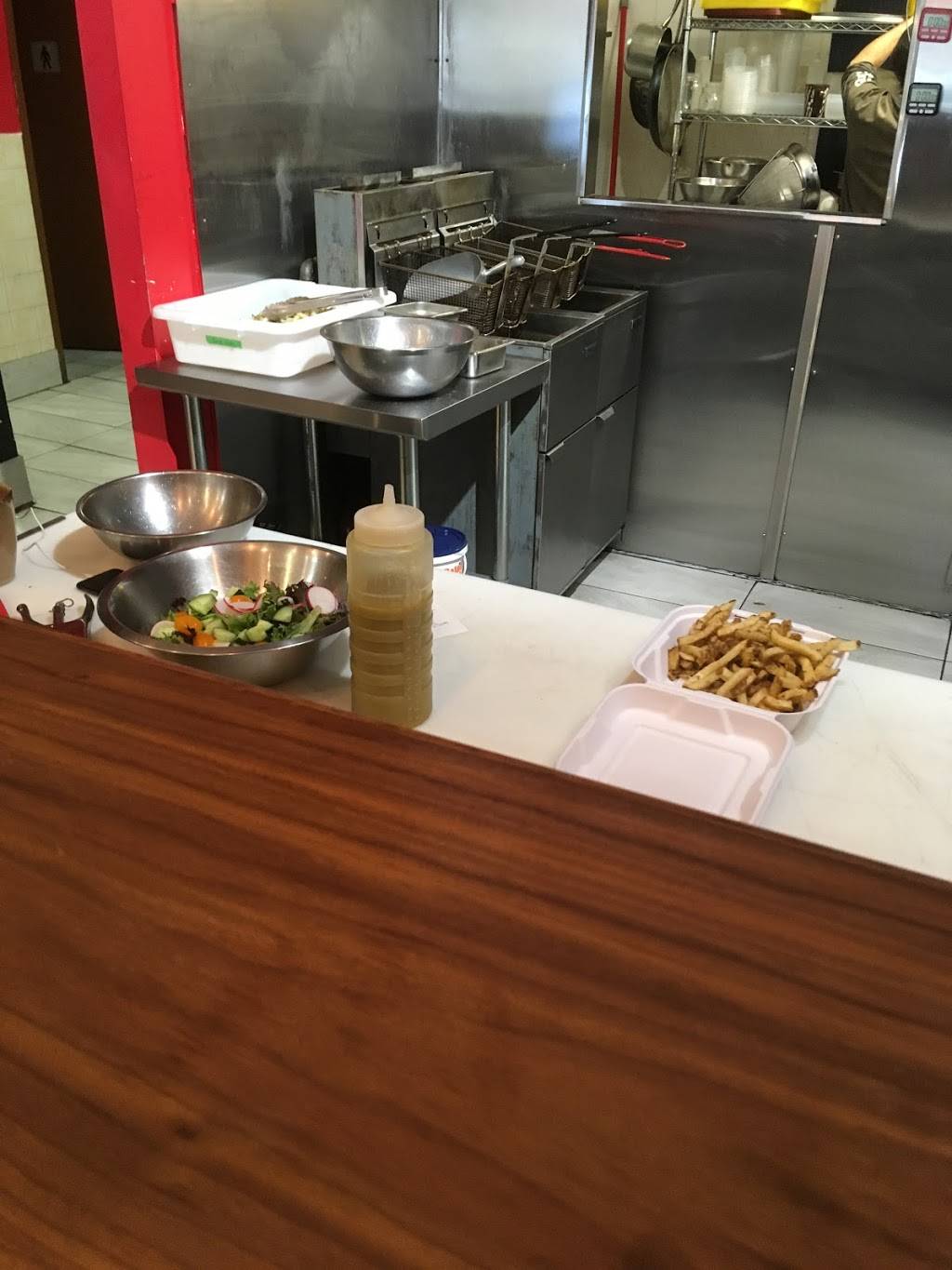 SANTOS | restaurant | 5001 Rue Wellington, Verdun, QC H4G 1Y1, Canada | 5147683000 OR +1 514-768-3000