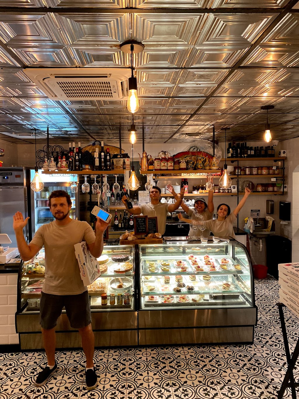 Italian Food Company | restaurant | 98070 Overseas Hwy, Key Largo, FL 33037, USA | 3054402700 OR +1 305-440-2700