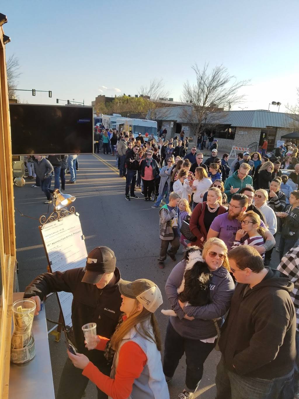 The Saucee Sicilian | restaurant | 1807 N Classen Blvd, Oklahoma City, OK 73106, USA | 4054120789 OR +1 405-412-0789