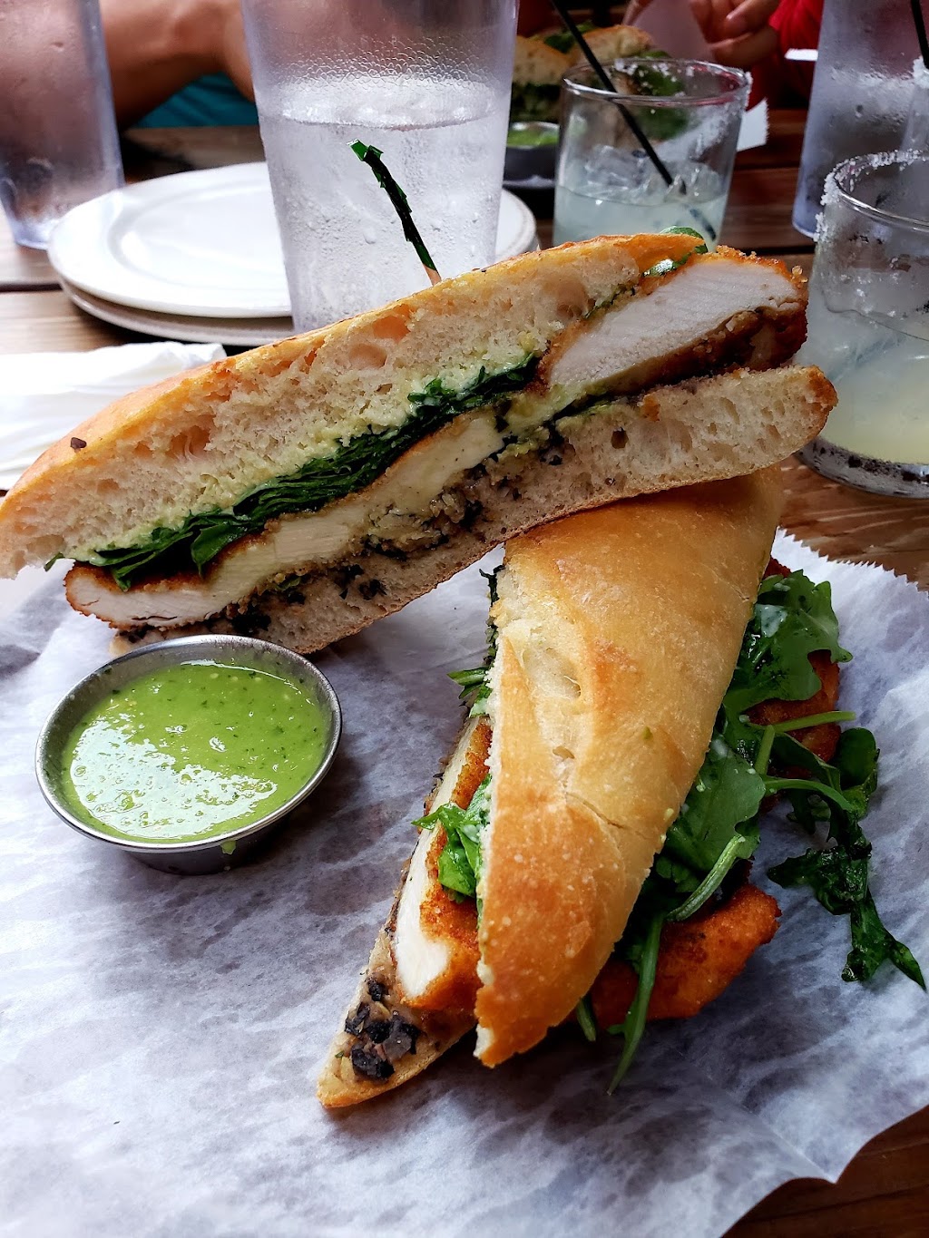 Bakersfield | restaurant | 334 Massachusetts Ave, Indianapolis, IN 46204, USA | 3176356962 OR +1 317-635-6962