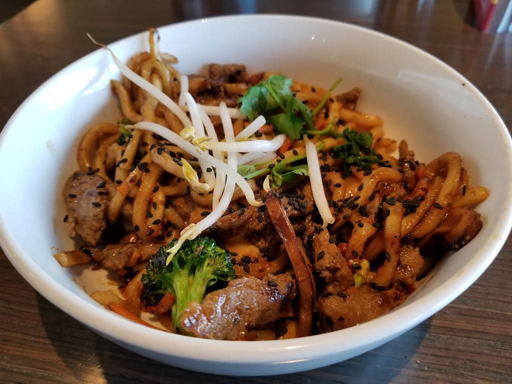 Noodles and Company | restaurant | 580 Woodbury Dr, Woodbury, MN 55125, USA | 6517350933 OR +1 651-735-0933