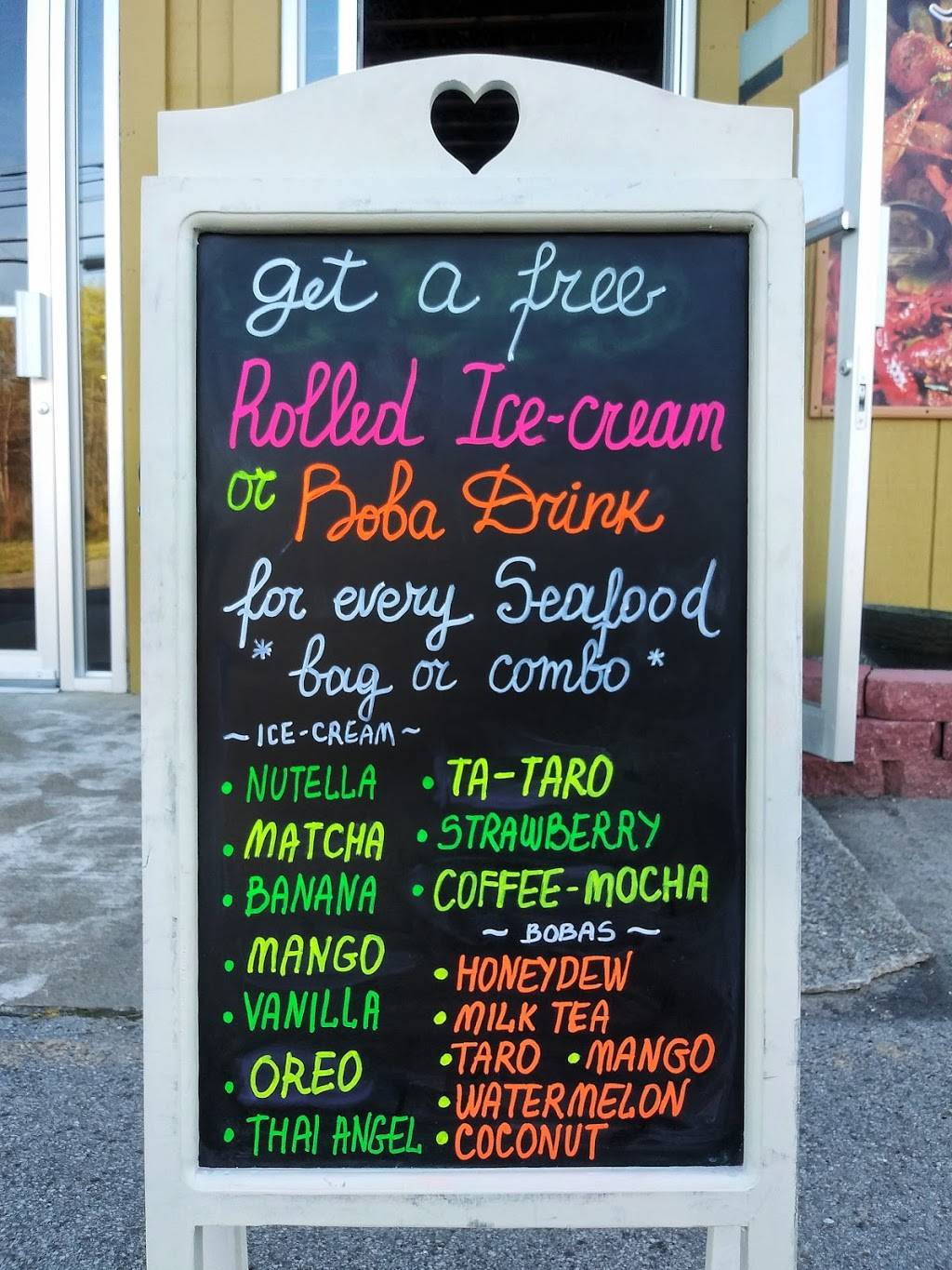 Allure Bar & Grill INC. King Crab | restaurant | 2150 Fort Campbell Blvd, Clarksville, TN 37042, USA | 9318025510 OR +1 931-802-5510