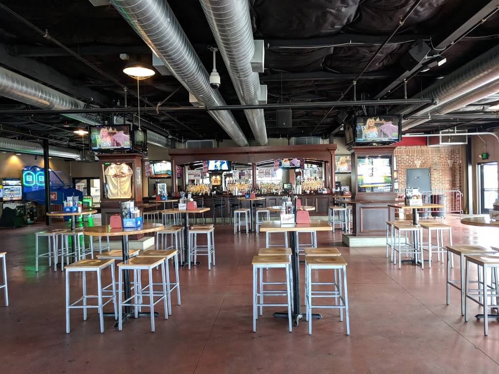 Paddy Os | restaurant | 618 S 7th St, St. Louis, MO 63102, USA | 3145887313 OR +1 314-588-7313