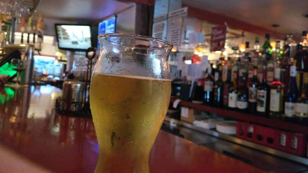 Georges Pizza | restaurant | 275 Commercial St, Provincetown, MA 02657, USA | 5084873744 OR +1 508-487-3744