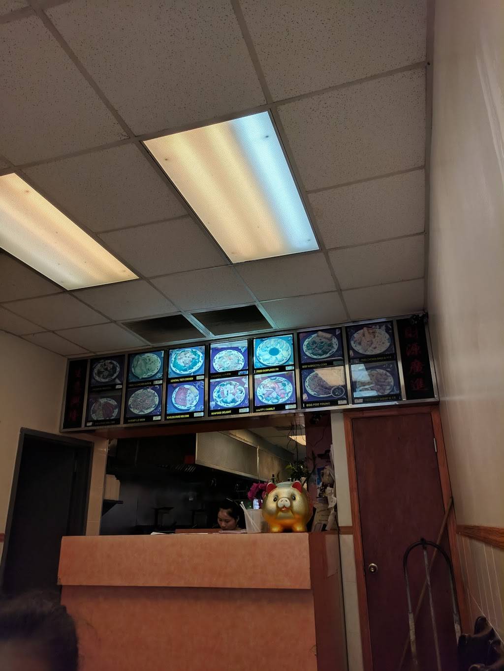 New China King | restaurant | 139 Cove Rd, Stamford, CT 06902, USA | 2038838881 OR +1 203-883-8881