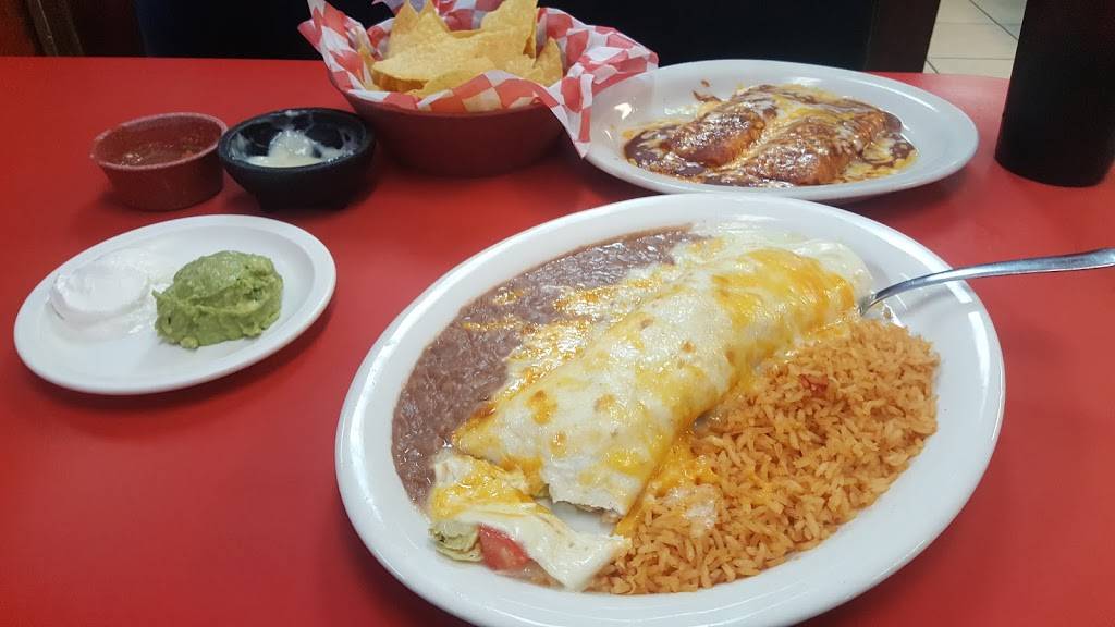 Terans Mexican Restaurant | restaurant | 920 W Cherokee St, Lindsay, OK 73052, USA | 4057561673 OR +1 405-756-1673