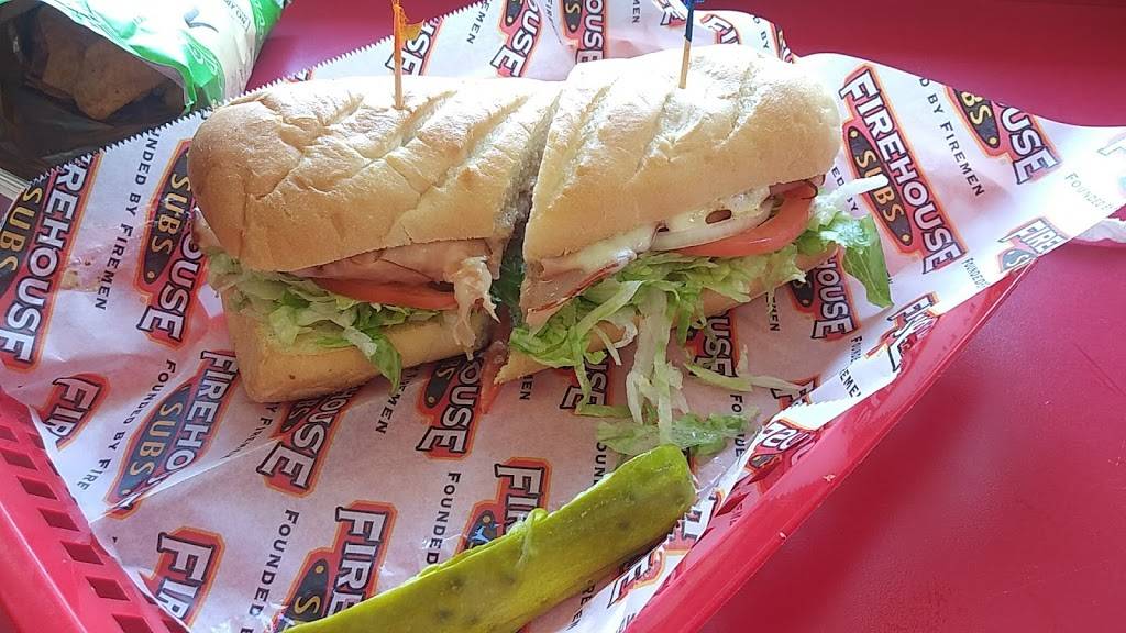 Firehouse Subs | meal delivery | 1708 Cumberland Ave, Knoxville, TN 37916, USA | 8656730864 OR +1 865-673-0864