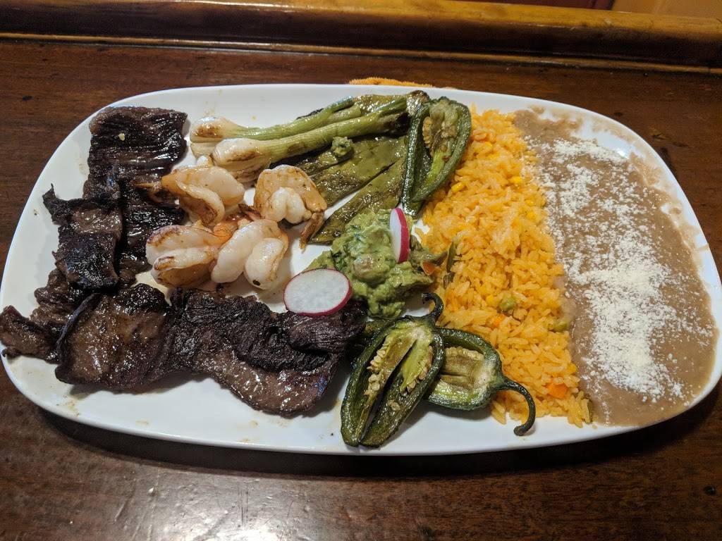 San Cristobal | restaurant | 52 Cottage St, Middletown, NY 10940, USA | 8457754373 OR +1 845-775-4373