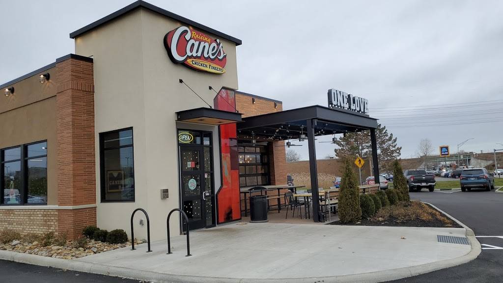Raising Canes Chicken Fingers | meal takeaway | 5180 Tiedeman Rd, Brooklyn, OH 44144, USA | 2167773717 OR +1 216-777-3717