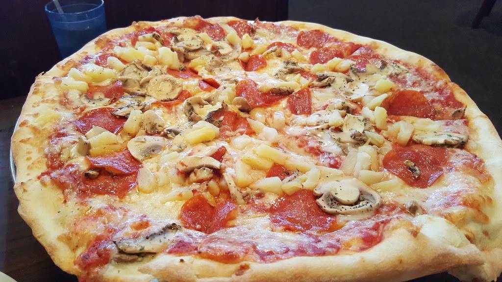 Vinnys Italian Grill | restaurant | 6737 Lake Harbour Dr, Midlothian, VA 23112, USA | 8046390044 OR +1 804-639-0044