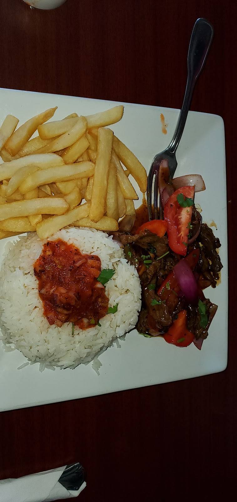 Mirnas Pupuseria & Restaurant | restaurant | 101 Weems Ln, Winchester, VA 22601, USA | 5407735759 OR +1 540-773-5759