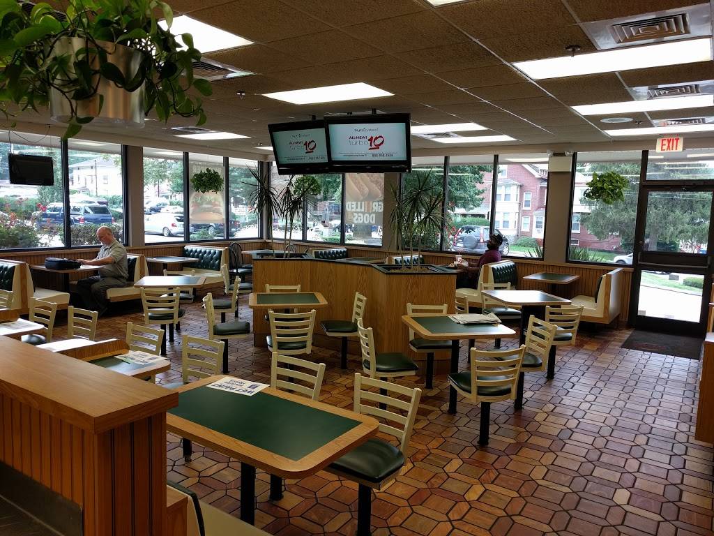 Burger King | restaurant | 410 S High St, West Chester, PA 19382, USA | 6102033062 OR +1 610-203-3062