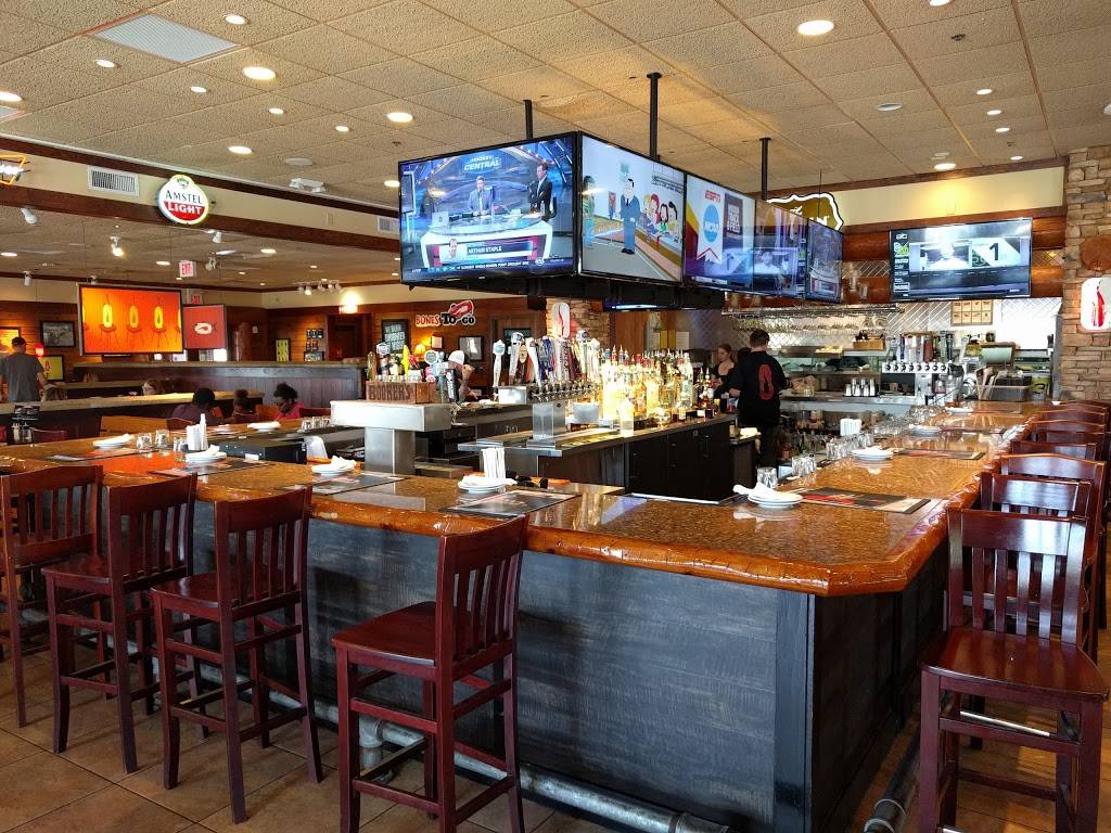 Smokey Bones Bar & Fire Grill | meal takeaway | 2911 Vineland Rd, Kissimmee, FL 34746, USA | 4073977102 OR +1 407-397-7102