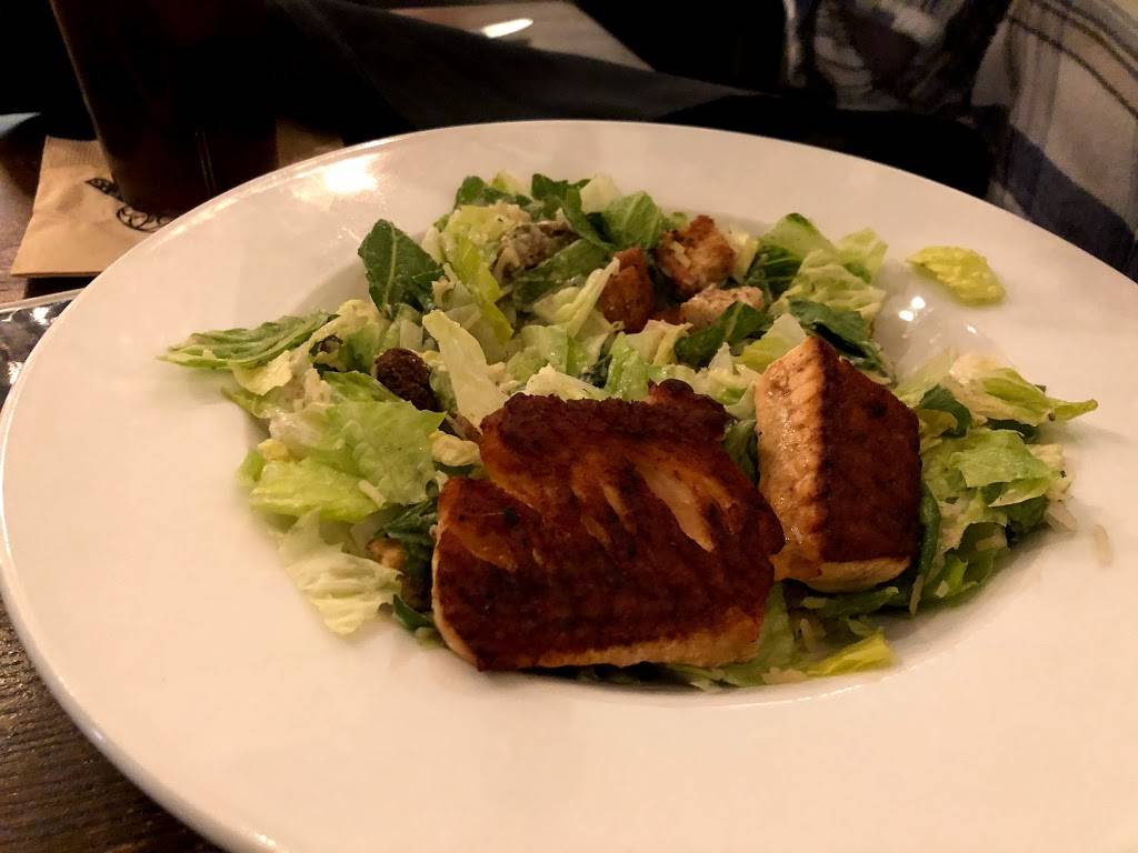 Bobby Byrnes | restaurant | 6 Central Square, Mashpee, MA 02649, USA | 5084770600 OR +1 508-477-0600