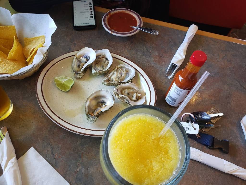 Los Potrillos | restaurant | 8825 Evergreen Way, Everett, WA 98208, USA | 4252651171 OR +1 425-265-1171