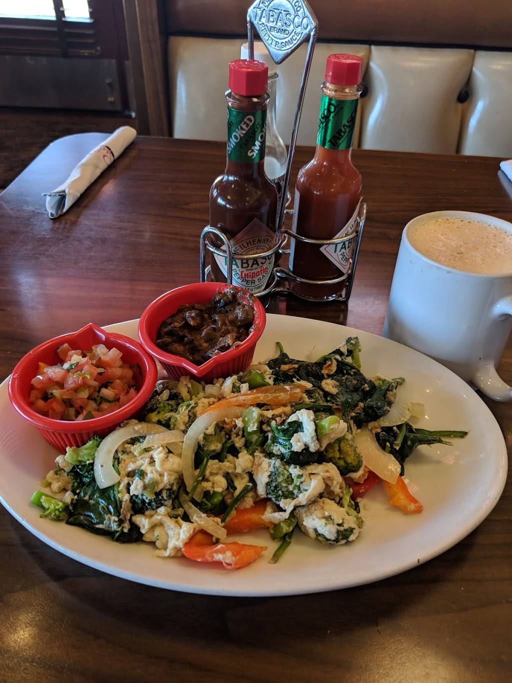 Rubys Diner | restaurant | 1128 W Lincoln Ave, Anaheim, CA 92805, USA | 7146357829 OR +1 714-635-7829