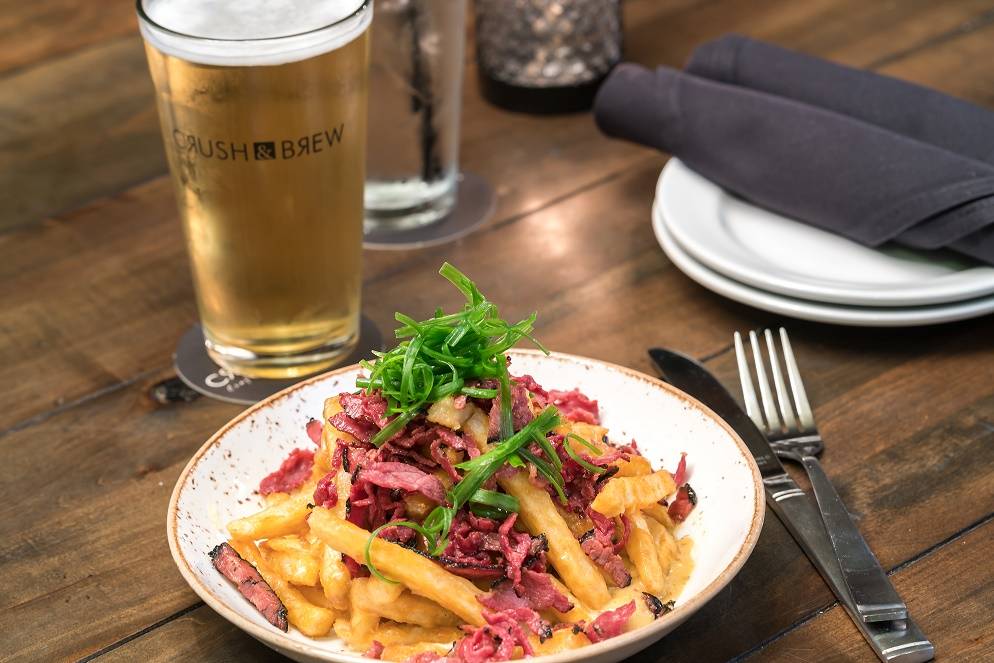 Crush & Brew | restaurant | 28544 Old Town Front St #103, Temecula, CA 92590, USA | 9516934567 OR +1 951-693-4567