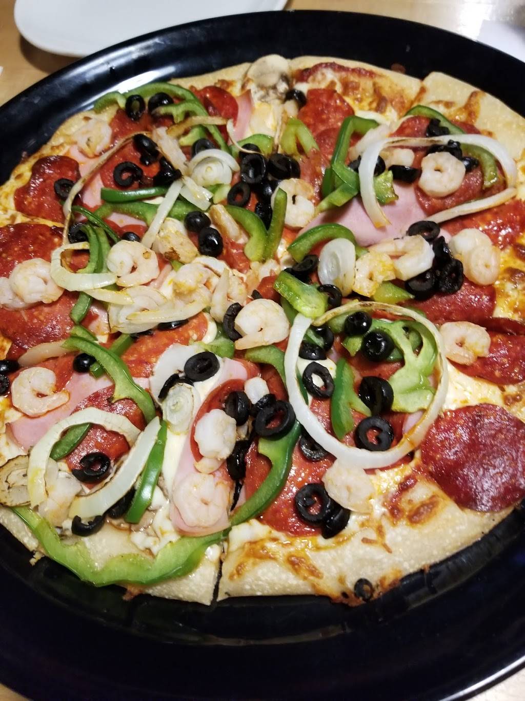 Boston Pizza | restaurant | Centrum Shopping Ctr, 2011 Winston Park Dr, Oakville, ON L6H 6P5, Canada | 9058298370 OR +1 905-829-8370