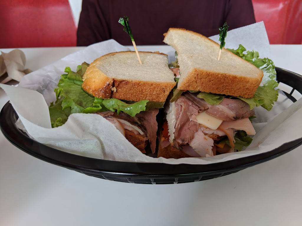 Paynes | meal takeaway | 101 E Laurel St, Scottsboro, AL 35768, USA | 2565742140 OR +1 256-574-2140