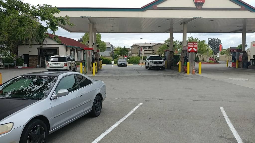 Wienerschnitzel | restaurant | 816 N Vasco Rd, Livermore, CA 94551, USA | 9253730508 OR +1 925-373-0508