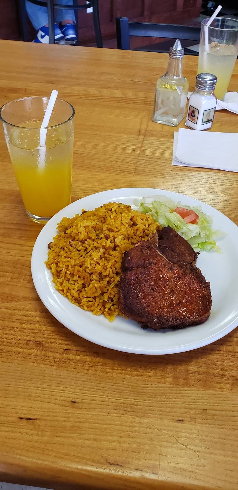 MamaJuana Authentic Dominican Food | restaurant | 1414 S College Rd, Wilmington, NC 28403, USA | 9106608167 OR +1 910-660-8167