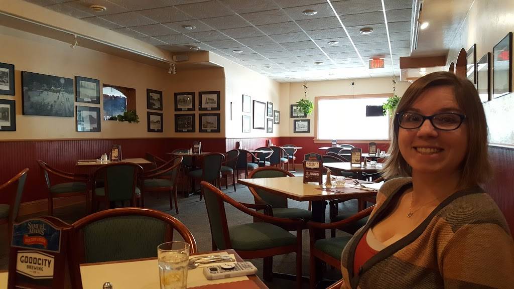 Milwaukee Gourmet House (formerly Muskies) | restaurant | 800 Milwaukee Ave, South Milwaukee, WI 53172, USA | 4144350181 OR +1 414-435-0181