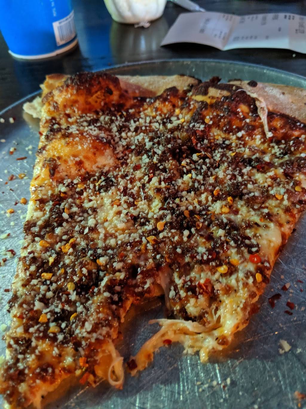 Lighthouse Pizza | restaurant | 1004 S 74th Plaza, Omaha, NE 68114, USA | 4029326660 OR +1 402-932-6660