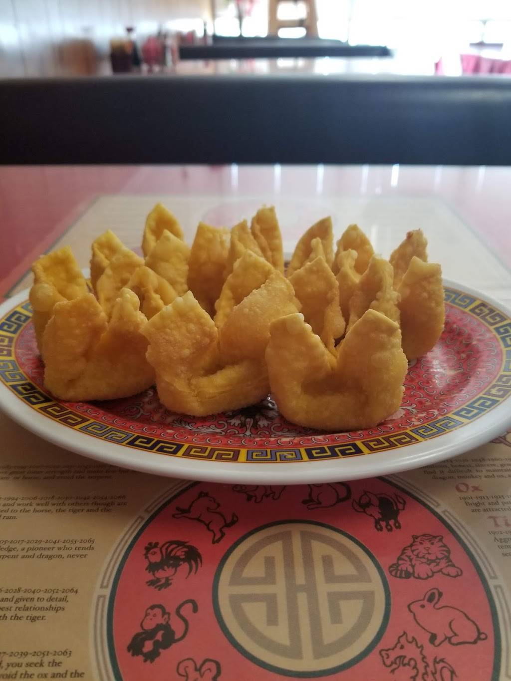 China Town Restaurant | meal takeaway | 52 Carlyle Plaza Dr, Belleville, IL 62221, USA | 6182778227 OR +1 618-277-8227