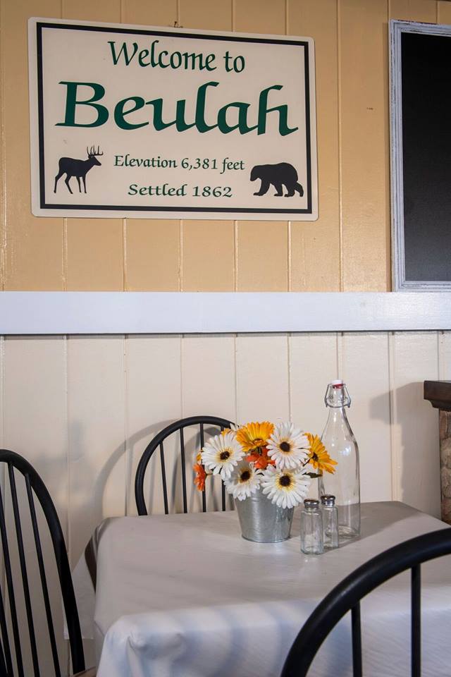 The Songbear | restaurant | 8881 Grand Ave, Beulah, CO 81023, USA | 7198220284 OR +1 719-822-0284