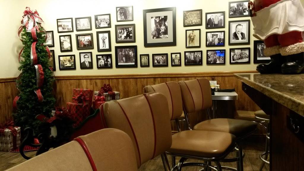 Colasessanos | restaurant | 502 Pennsylvania Ave, Fairmont, WV 26554, USA | 3043639713 OR +1 304-363-9713