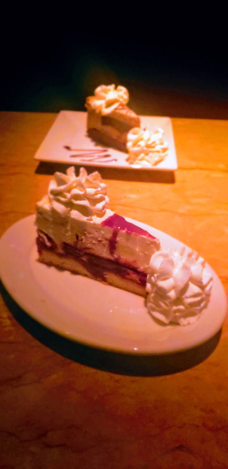 The Cheesecake Factory | restaurant | 10260 Mid Town Pkwy, Jacksonville, FL 32246, USA | 9049989511 OR +1 904-998-9511