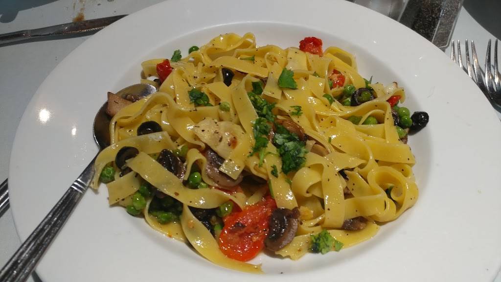 Alfredos Paradiso | restaurant | 217 Crockett Blvd, Merritt Island, FL 32953, USA | 3214536119 OR +1 321-453-6119