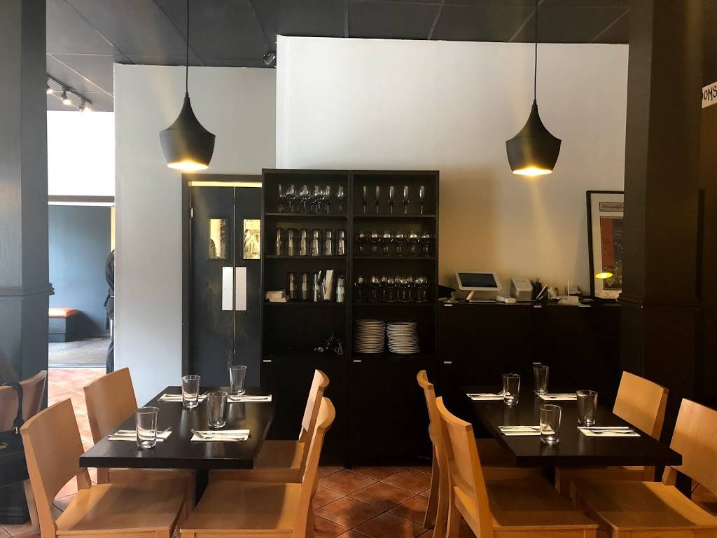 BienMeSabe Venezuelan Cafe & Restaurant | restaurant | 1637 W Montrose Ave, Chicago, IL 60613, USA | 7735495538 OR +1 773-549-5538