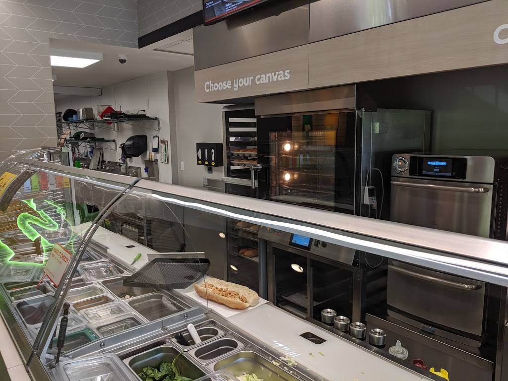 Subway Restaurants | restaurant | 4689 Keystone Crossing, Eau Claire, WI 54701, USA | 7155142593 OR +1 715-514-2593
