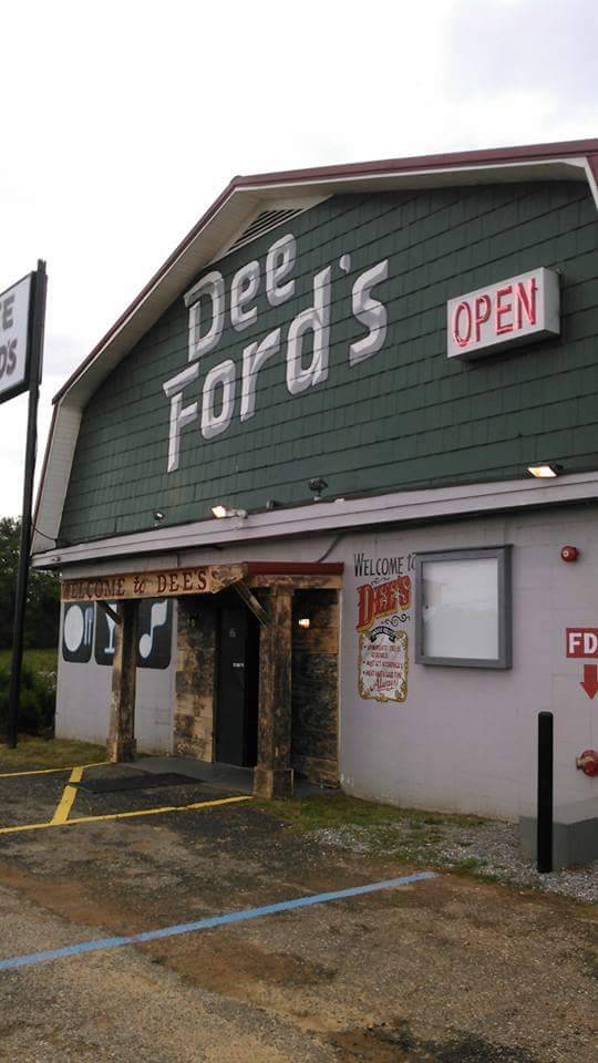 Dee Fords West | restaurant | 1960 McCaig Rd, Lincoln, AL 35096, USA | 2057630202 OR +1 205-763-0202