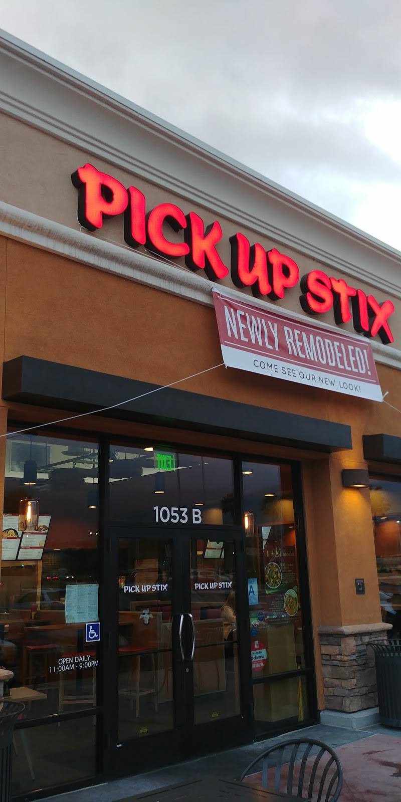 Pick Up Stix Fresh Asian Flavors | meal takeaway | 1053 E 19th St Suite B, Upland, CA 91784, USA | 9092914477 OR +1 909-291-4477