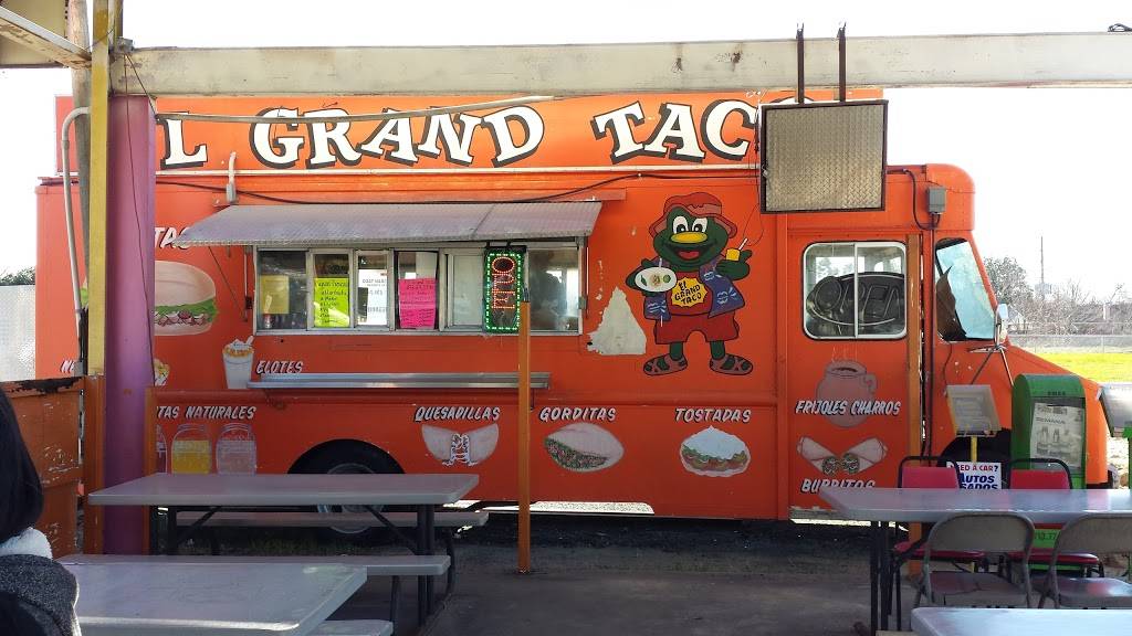 El Grand Taco | restaurant | 10407 Veterans Memorial Dr, Houston, TX 77038, USA | 8322313436 OR +1 832-231-3436
