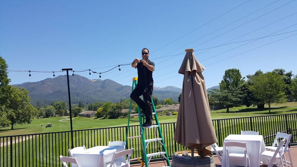 Quail Inn At Oakmont | restaurant | 7035 Oakmont Dr, Santa Rosa, CA 95409, USA | 7075399215 OR +1 707-539-9215