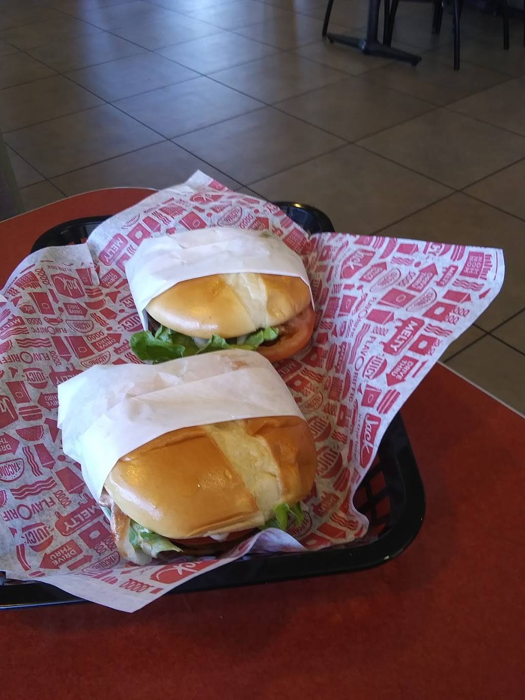 Jack in the Box | restaurant | 2044 W Orangeburg Ave, Modesto, CA 95350, USA | 2095215578 OR +1 209-521-5578
