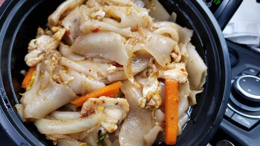 Thai sidewalk | restaurant | Jay st and, Front St, Brooklyn, NY 11201, USA | 6466418333 OR +1 646-641-8333