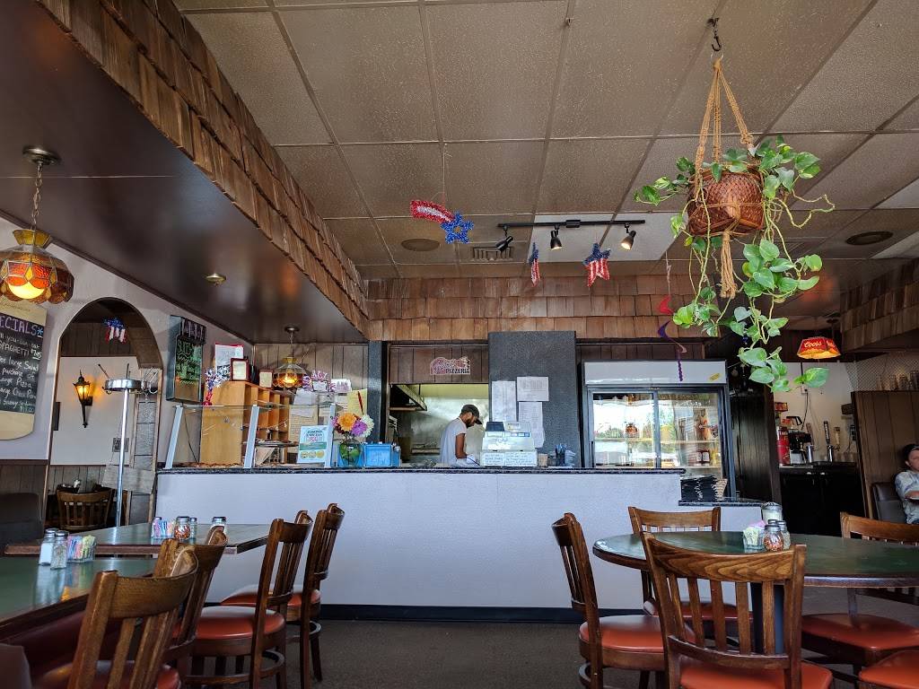 Pietras Pizzeria & Italian Restaurant | restaurant | 3002, 9045 W 44th Ave, Wheat Ridge, CO 80033, USA | 3034214100 OR +1 303-421-4100