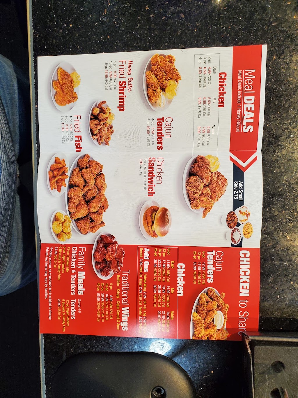 Krispy Krunchy Chicken | meal takeaway | 40 Overbrook Ave, West York, PA 17404, USA | 7173562543 OR +1 717-356-2543
