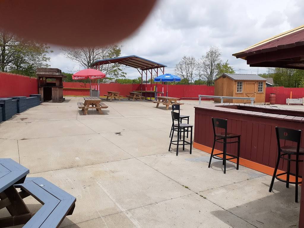 Whiskey Stop Bar & Grill | restaurant | 6509 Columbus Rd NE, Louisville, OH 44641, USA | 3308754781 OR +1 330-875-4781