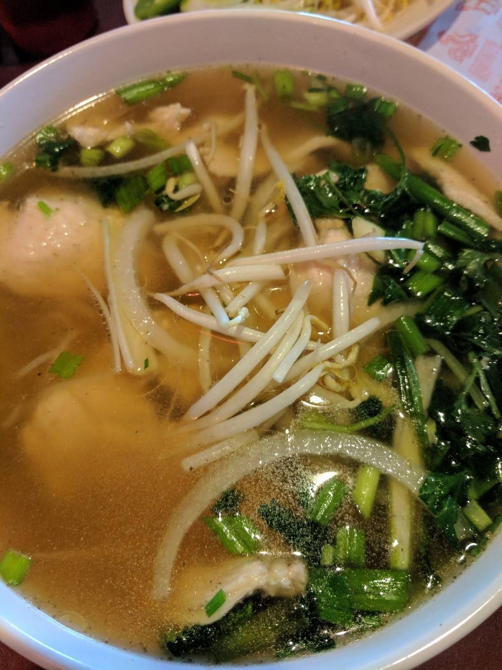 Caravelle Restaurant | restaurant | 1 Little Canada Rd E, Little Canada, MN 55117, USA | 6514831239 OR +1 651-483-1239