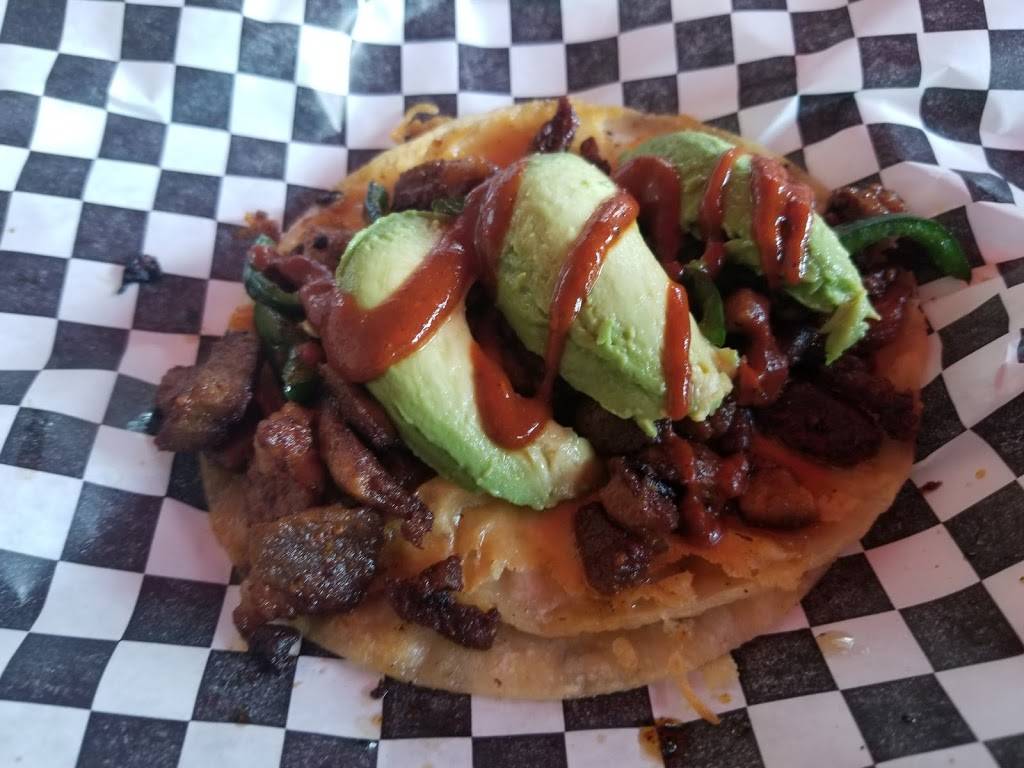 Taqueria los carnales | restaurant | 1425 W Beverly Blvd, Montebello, CA 90640, USA | 3236219697 OR +1 323-621-9697