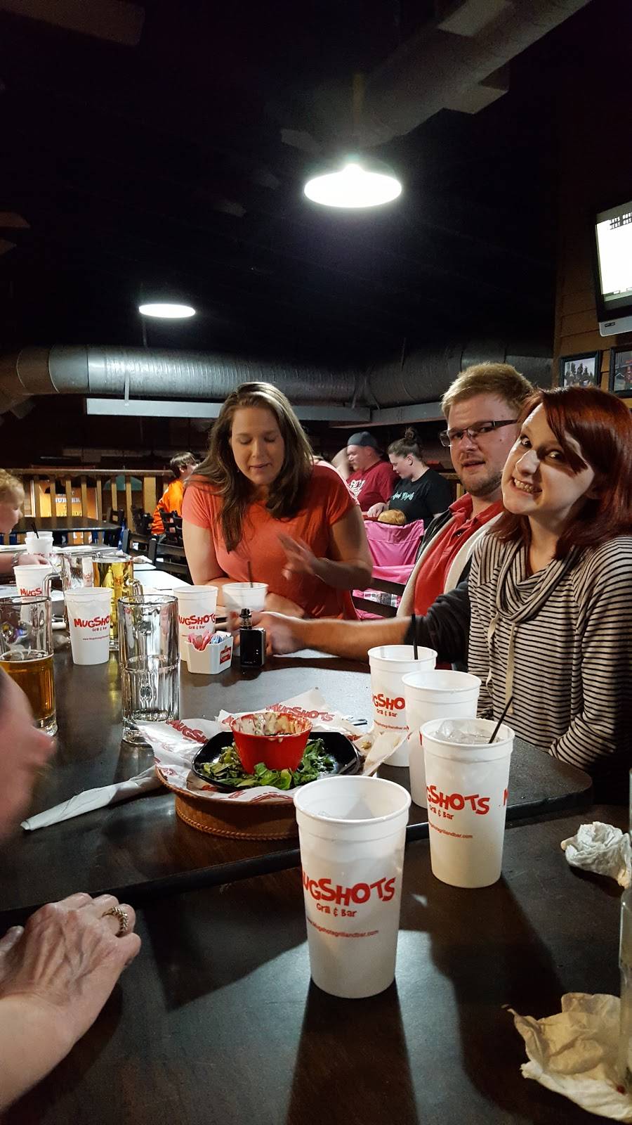 Mugshots Grill & Bar | restaurant | 4245 Lakeland Dr #9212, Flowood, MS 39232, USA | 6019324031 OR +1 601-932-4031