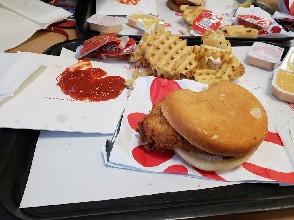 Chick-fil-A | restaurant | 501 E Kemper Rd, Springdale, OH 45246, USA | 5136719333 OR +1 513-671-9333