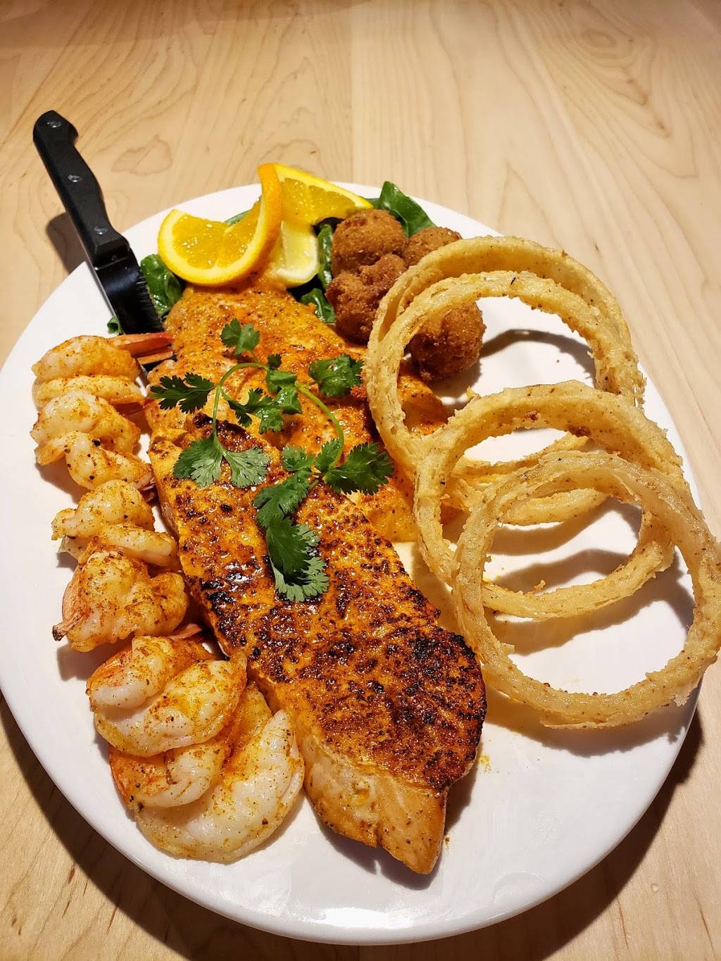 Shoreline Seafood Kitchen, Next to Applebees on Tara Blvd | restaurant | 6703 Tara Blvd, Jonesboro, GA 30236, USA | 6785195375 OR +1 678-519-5375