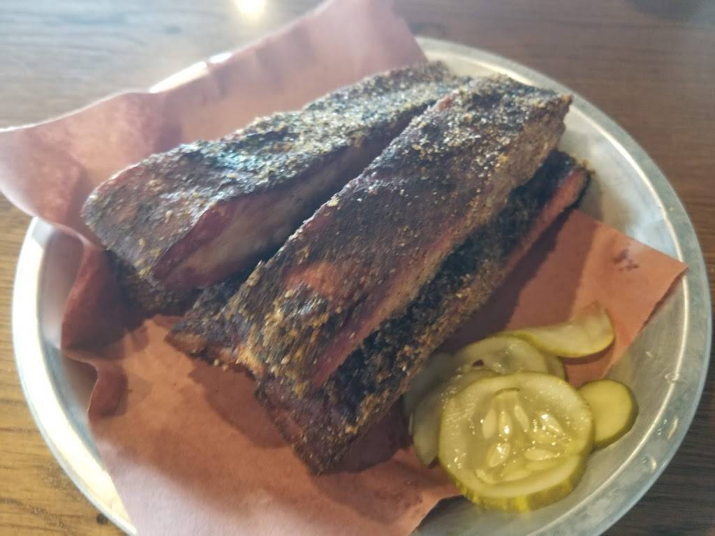 DOCs Smokehouse & Craft Bar | restaurant | 19081 Old Lagrange Rd #105, Mokena, IL 60448, USA | 7089955533 OR +1 708-995-5533