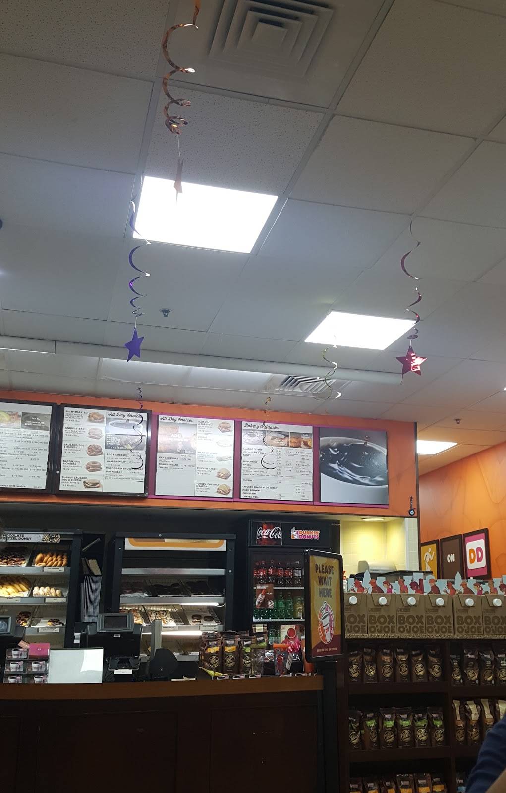 Dunkin Donuts | cafe | 6310 Woodward Ave, Downers Grove, IL 60516, USA | 6309645465 OR +1 630-964-5465